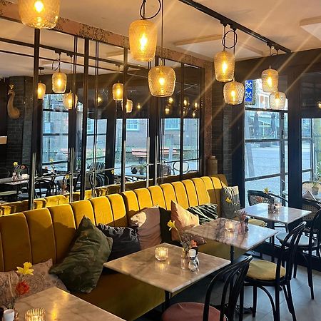 Boutique Hotel Le•Bar Зандфорт Экстерьер фото